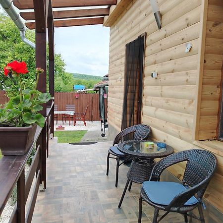 Kaptarko Apartmanhaz Demjen Bagian luar foto